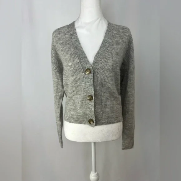 NEW / Ribbed V-neck cardigan sweater /B001 - Picture 3 of 5